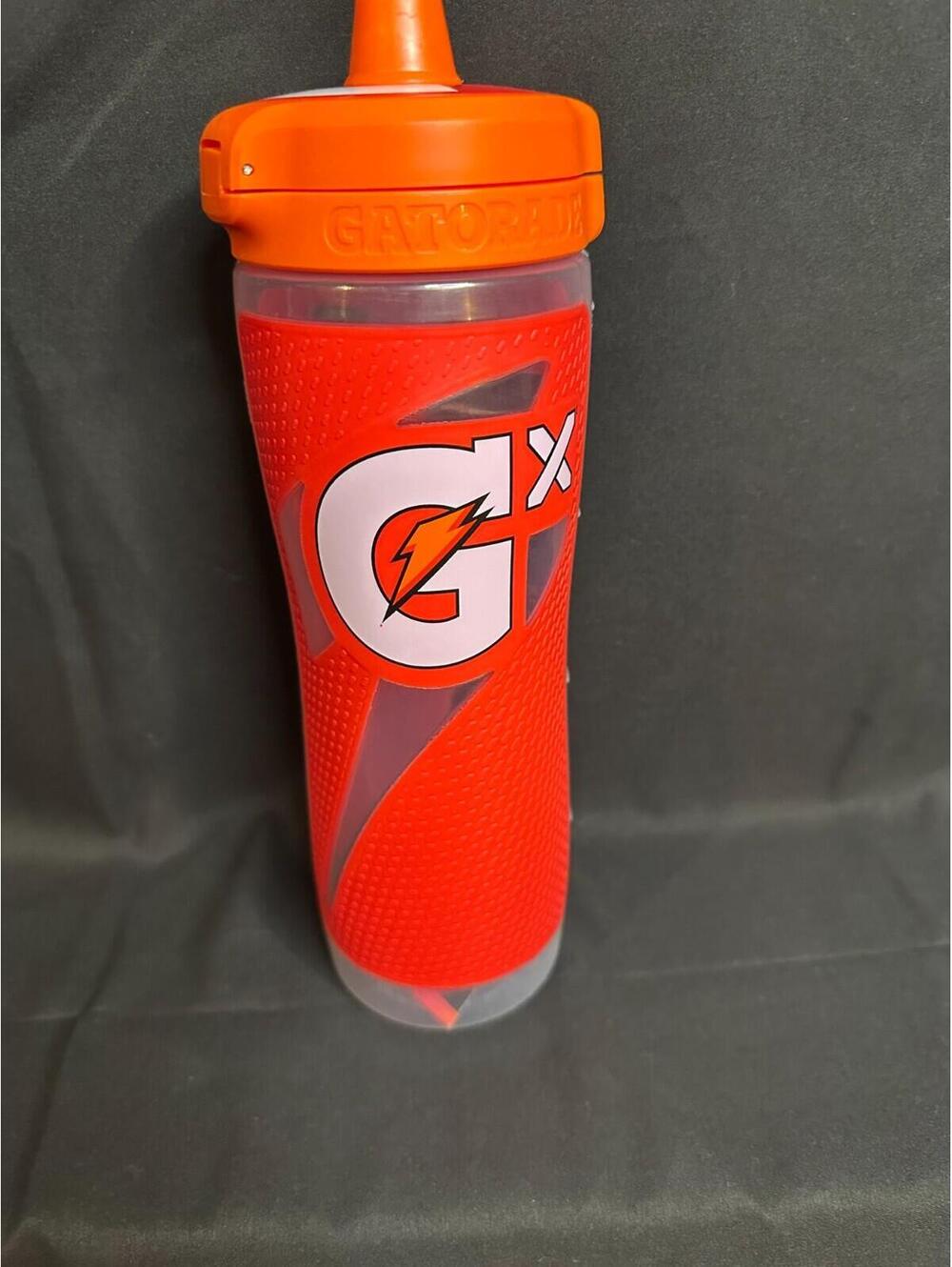 Gatorade Gx Bottle (30oz)- Red (Missing Clasp)